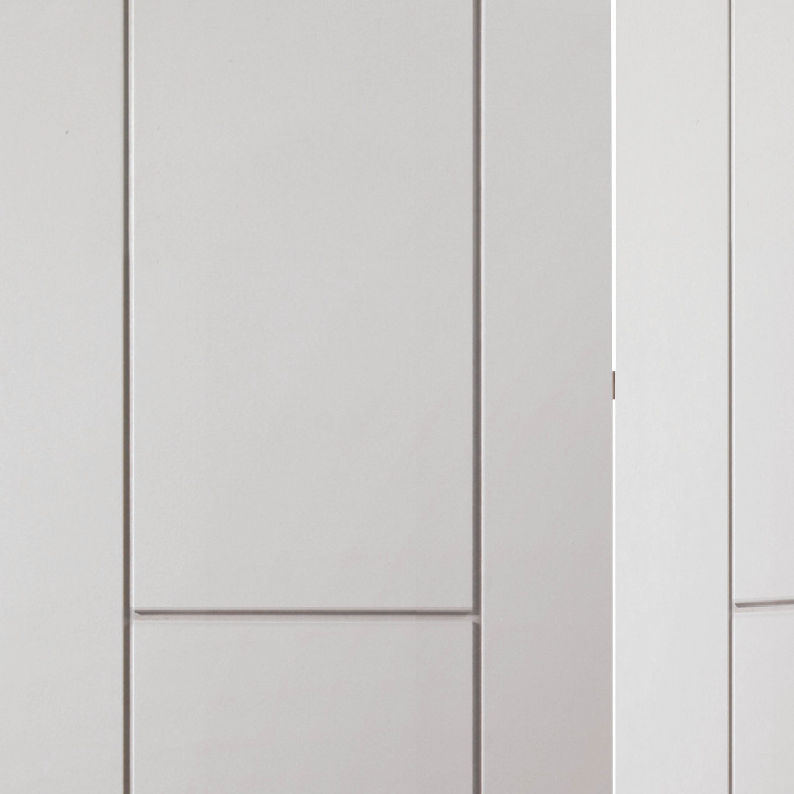 Tigris White Bi-fold Internal Door - Image 2